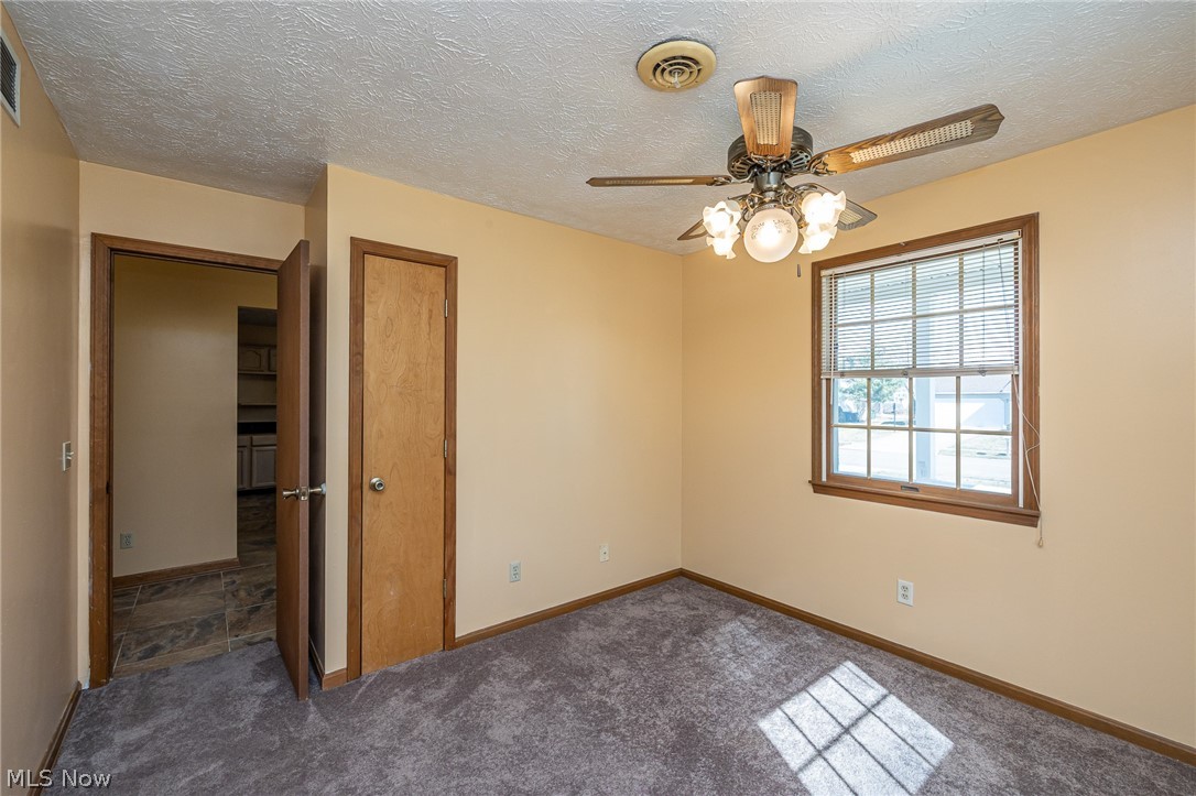 1260 Meadowview Lane Amherst OH 44001