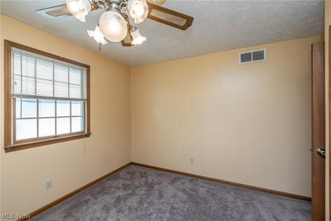 1260 Meadowview Lane Amherst OH 44001