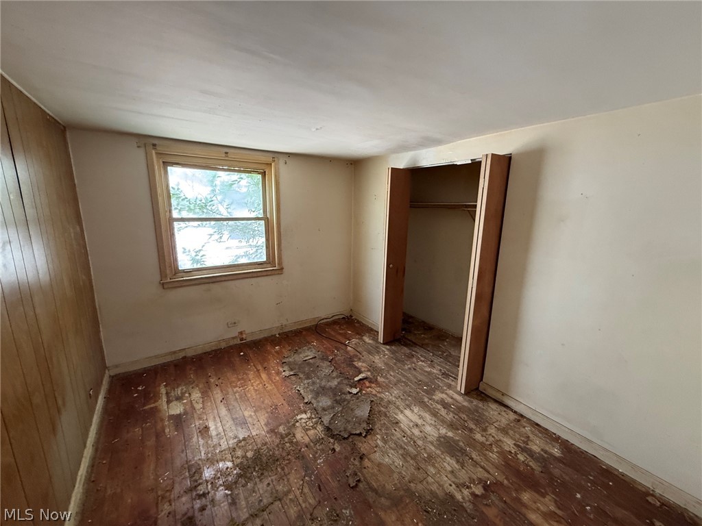 579 Helper Drive Bedford OH 44146