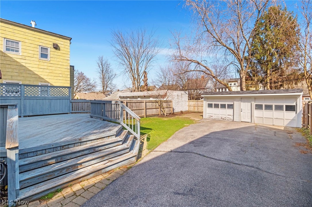 1295 Lakeland Avenue Lakewood OH 44107