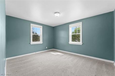 1618 Hobart Avenue NE Massillon OH 44646