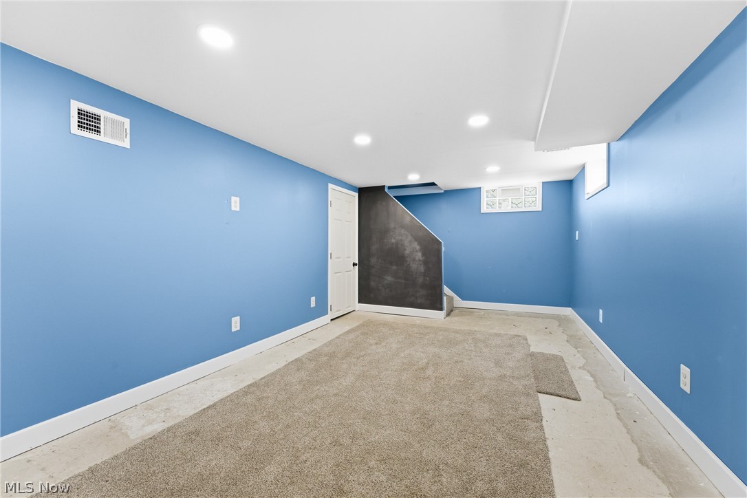 1618 Hobart Avenue NE Massillon OH 44646
