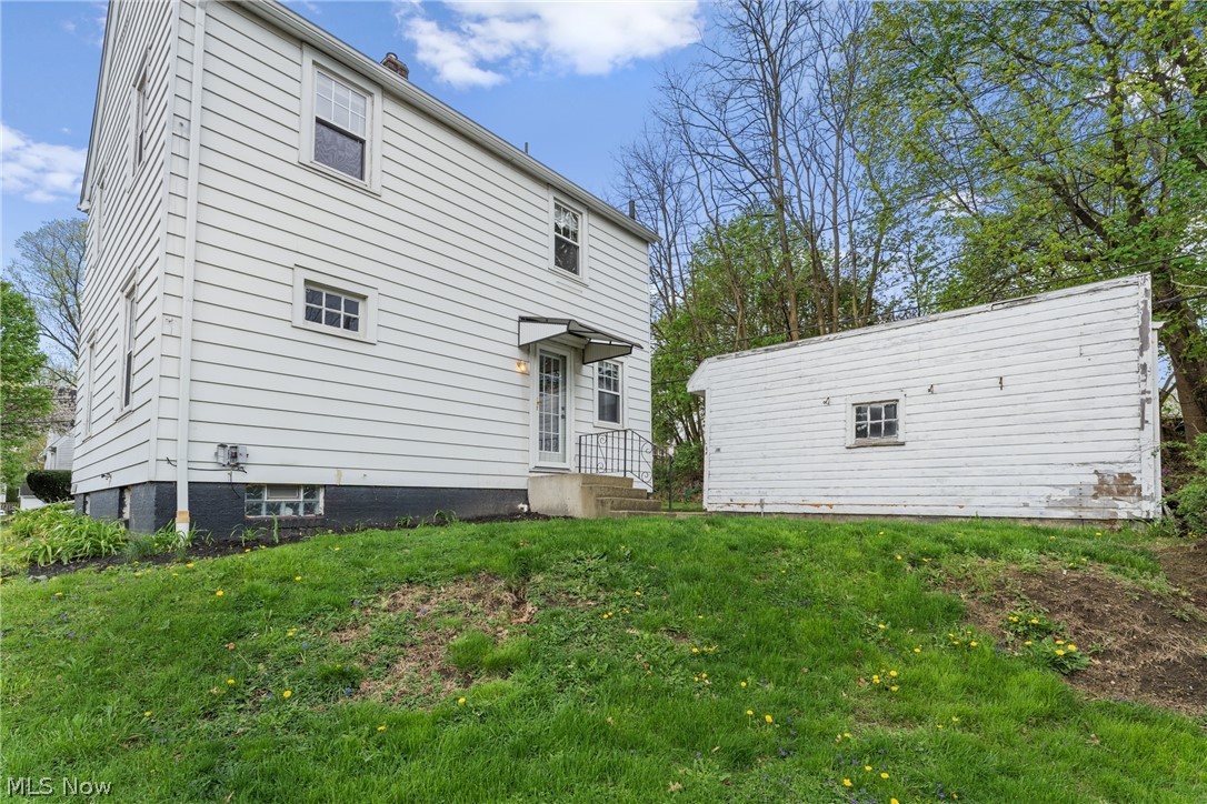 1618 Hobart Avenue NE Massillon OH 44646