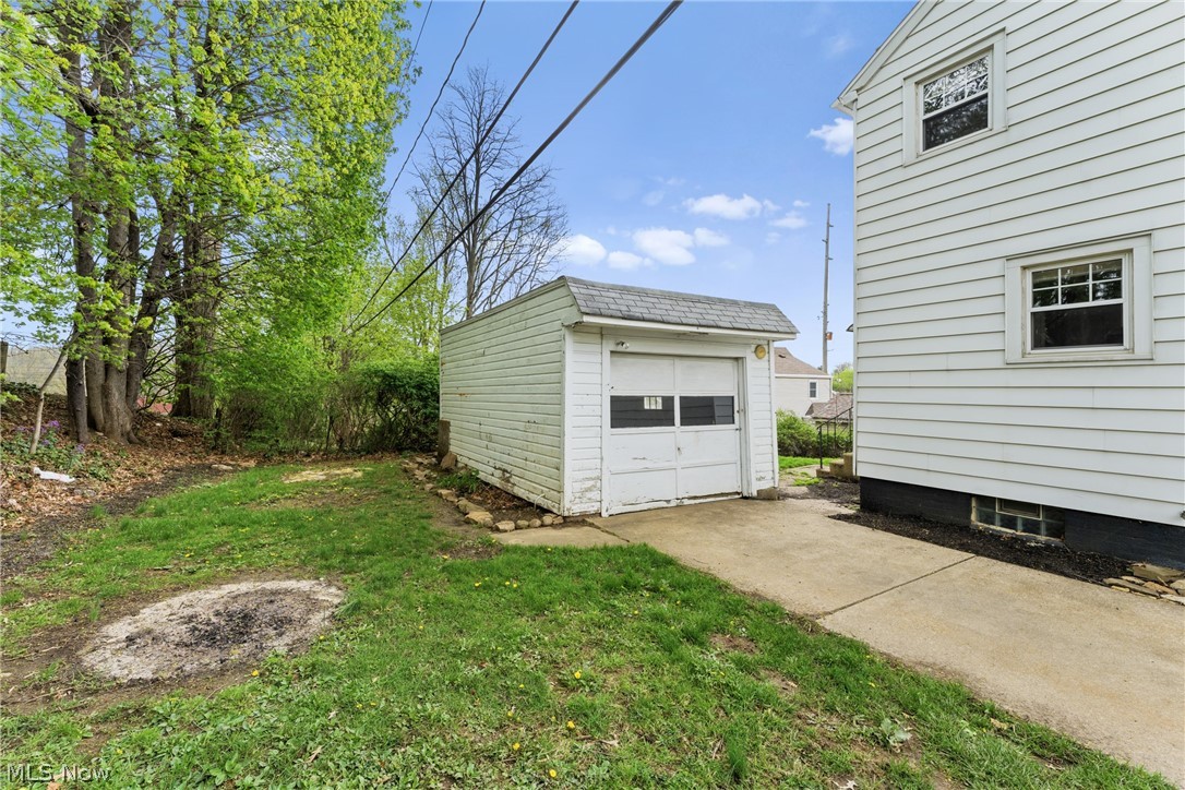 1618 Hobart Avenue NE Massillon OH 44646