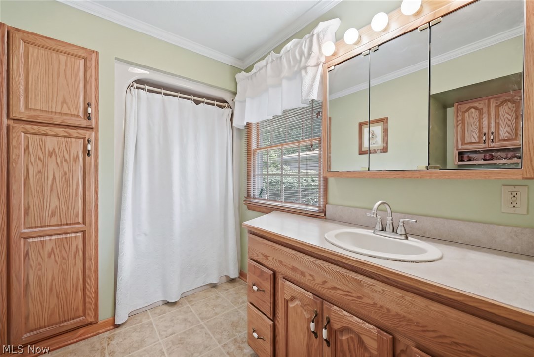 6511 Park Road Leavittsburg OH 44430