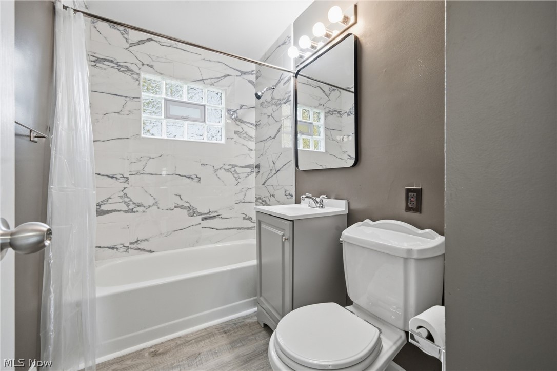 2619 Center Drive Parma OH 44134