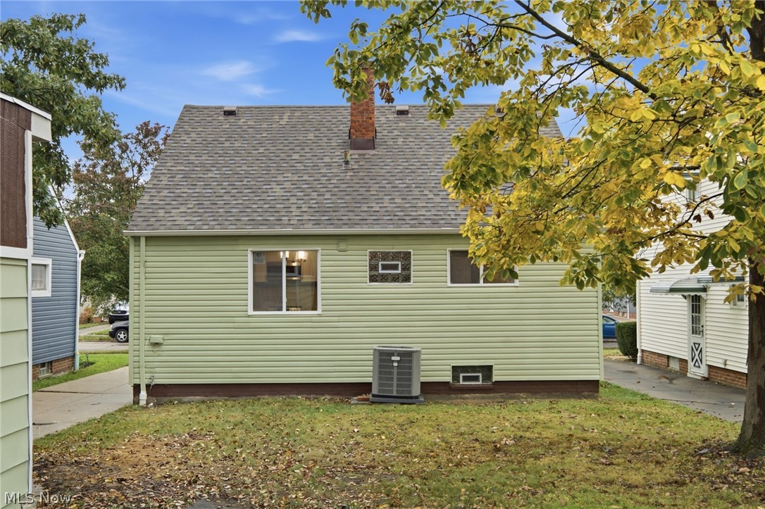2619 Center Drive Parma OH 44134