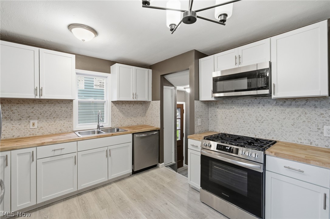 2619 Center Drive Parma OH 44134