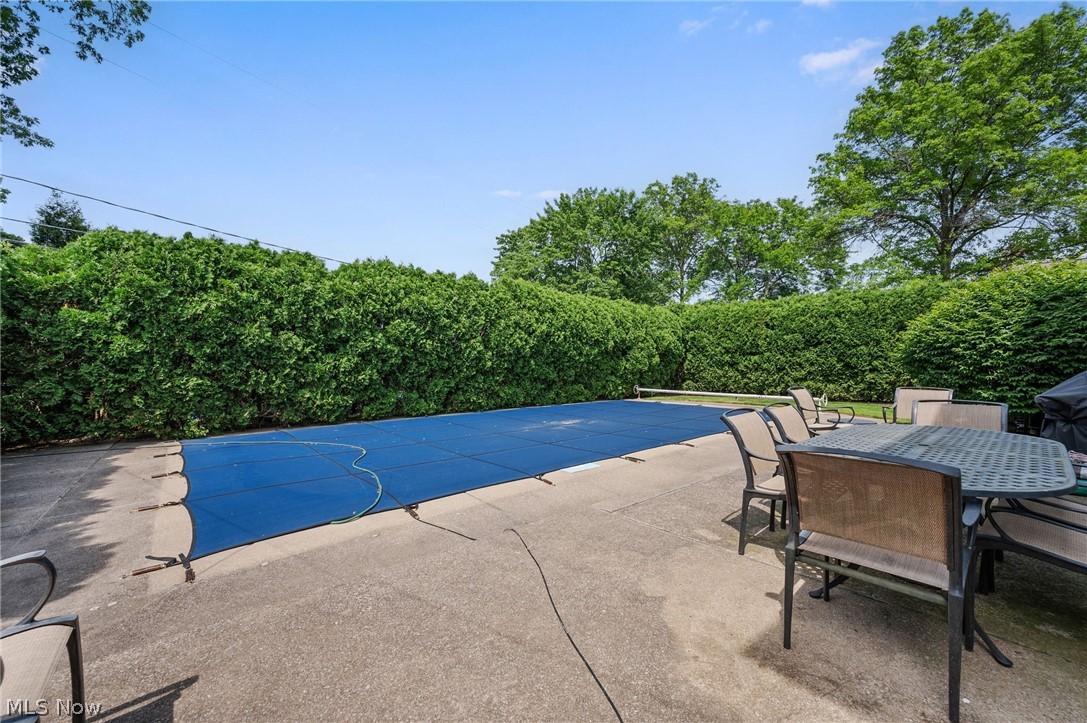 5379 Meadow Wood Boulevard Lyndhurst OH 44124