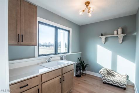 2223 Vivian Way Avon OH 44011