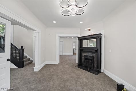 1381 E 110 Street Cleveland OH 44106