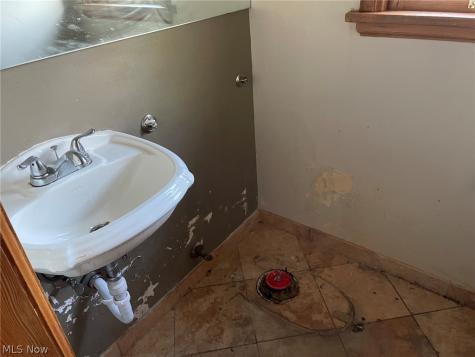 3170 Van Aken Boulevard Shaker Heights OH 44120