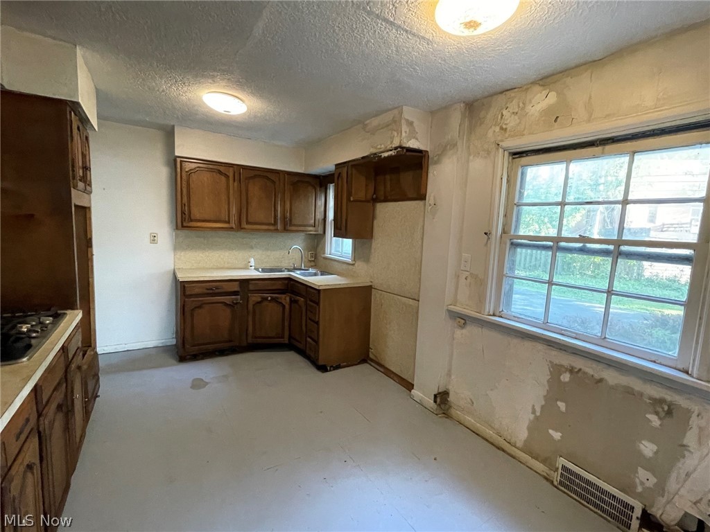 3170 Van Aken Boulevard Shaker Heights OH 44120