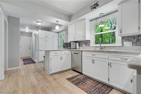 2920 Carters Grove Road Cuyahoga Falls OH 44223