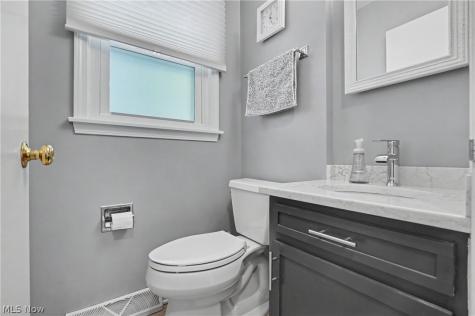 2920 Carters Grove Road Cuyahoga Falls OH 44223