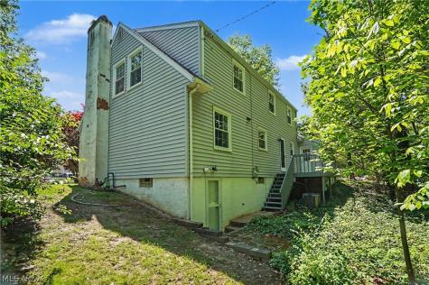 2920 Carters Grove Road Cuyahoga Falls OH 44223