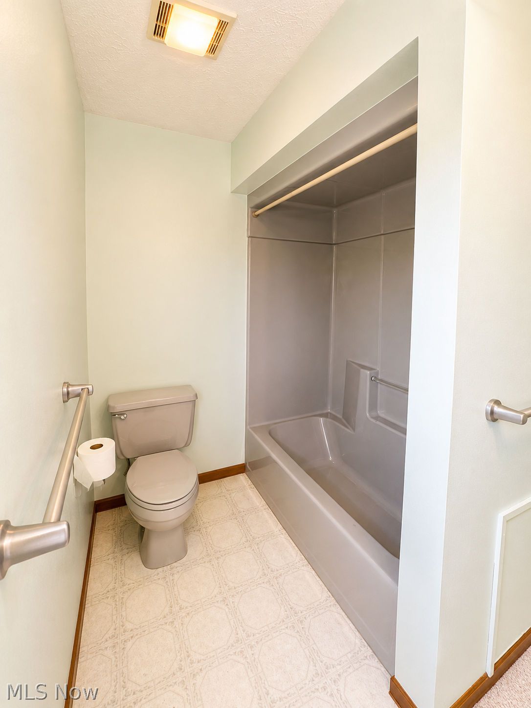 9217 Bechtel Road Elyria OH 44035