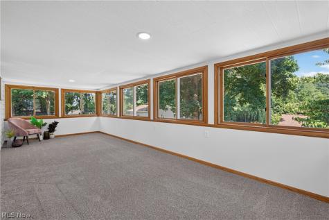 4612 Provens Drive Akron OH 44319