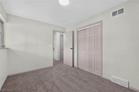 4612 Provens Drive Akron OH 44319