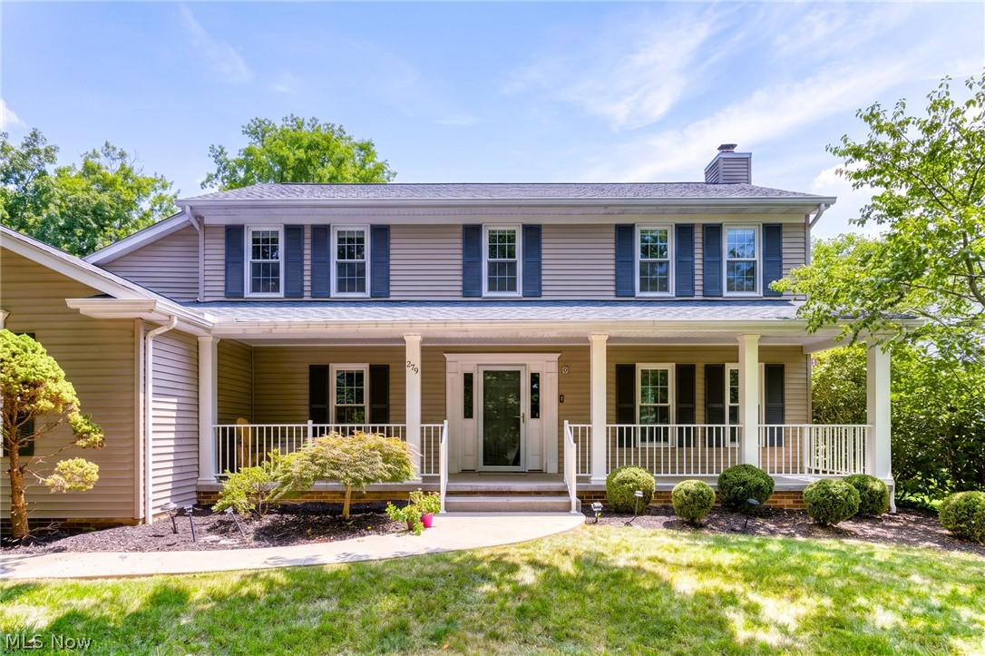 279 Ash Grove Circle Aurora OH 44202