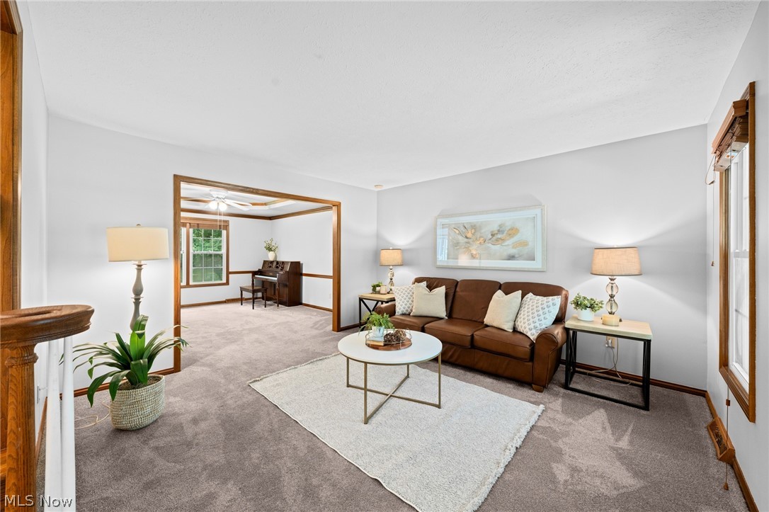 279 Ash Grove Circle Aurora OH 44202