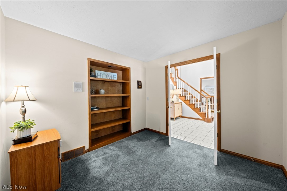 279 Ash Grove Circle Aurora OH 44202