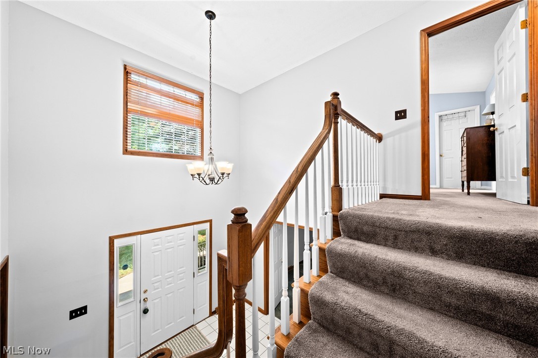 279 Ash Grove Circle Aurora OH 44202