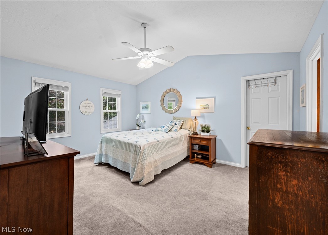 279 Ash Grove Circle Aurora OH 44202