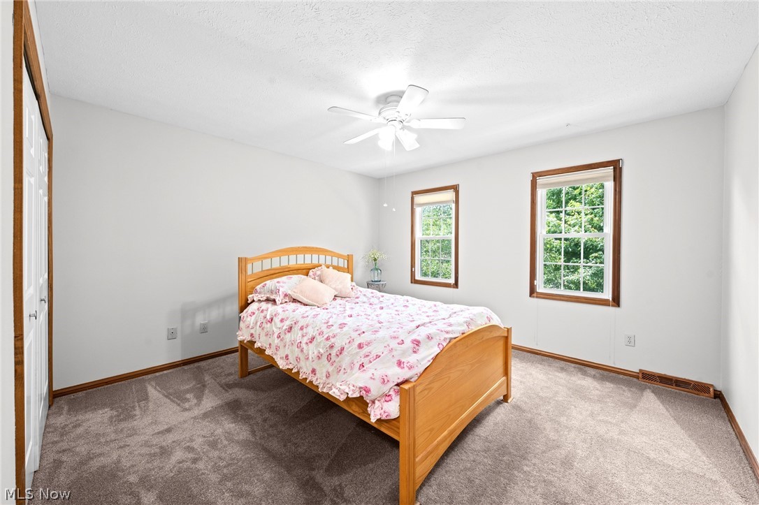 279 Ash Grove Circle Aurora OH 44202