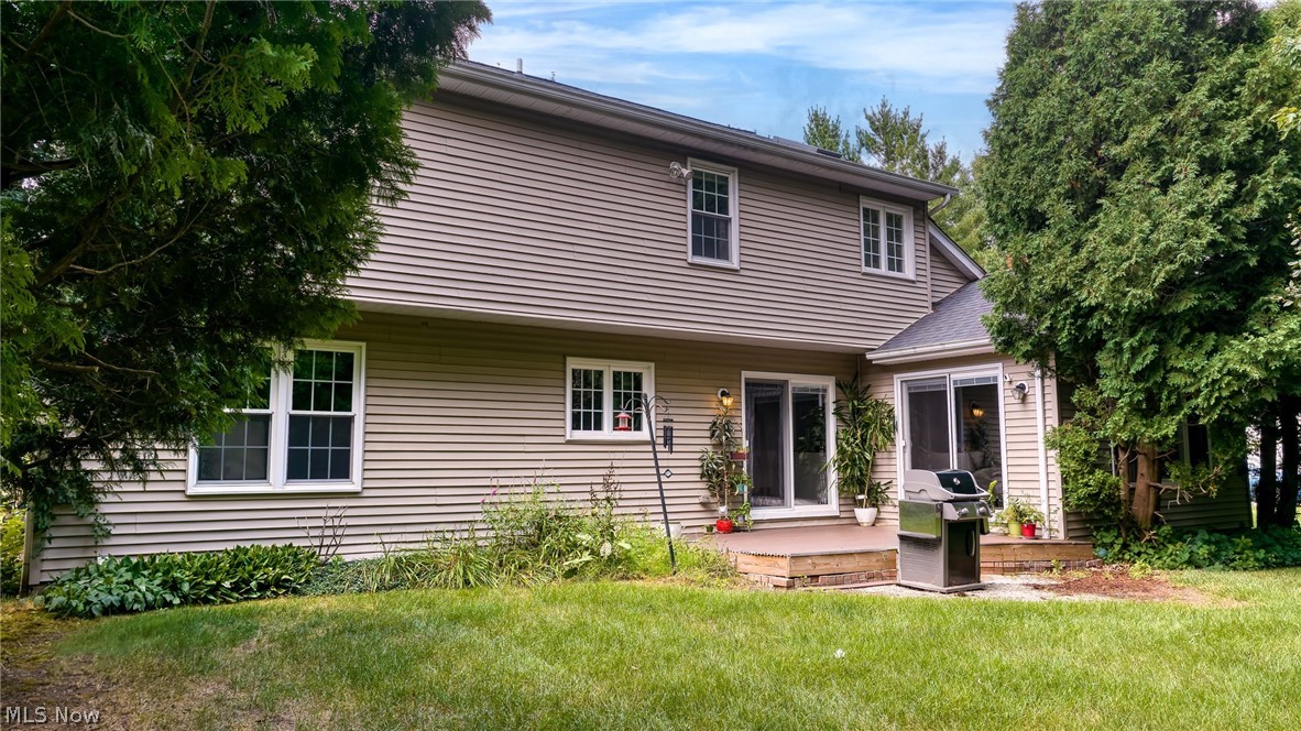 279 Ash Grove Circle Aurora OH 44202