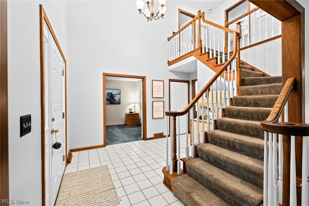 279 Ash Grove Circle Aurora OH 44202