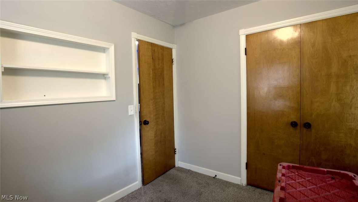 15731 Mina Avenue Cleveland OH 44135