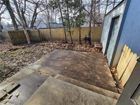 26 Bouquet Avenue Youngstown OH 44509