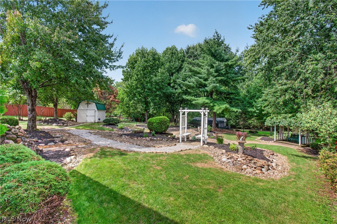 1690 Lares Lane Brunswick OH 44212