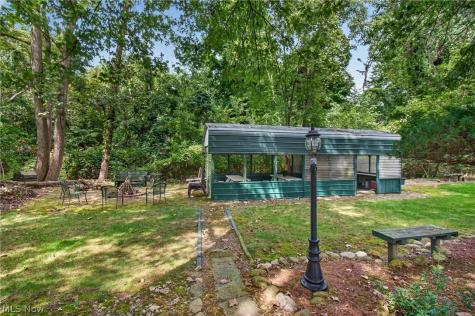 1690 Lares Lane Brunswick OH 44212
