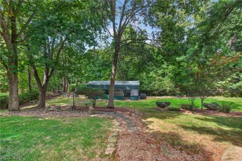 1690 Lares Lane Brunswick OH 44212