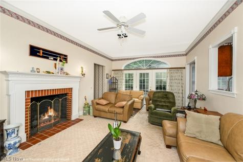 1035 Stratford Place Alliance OH 44601