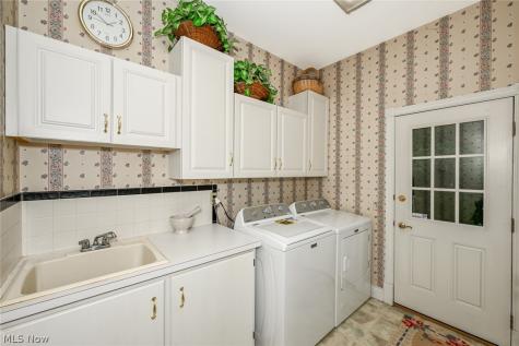 1035 Stratford Place Alliance OH 44601