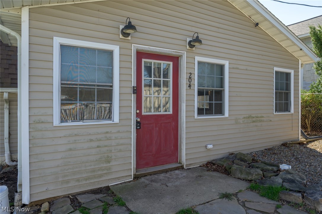 204 S Prospect Avenue Hartville OH 44632