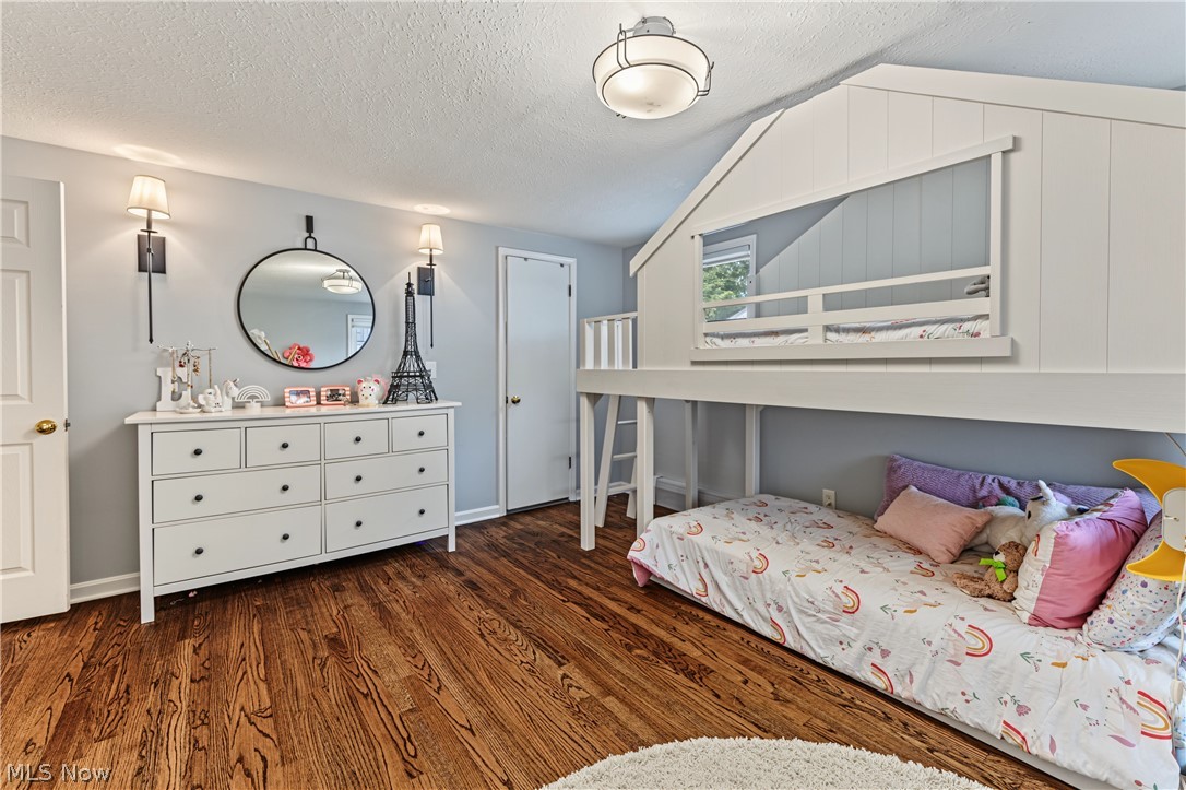 18050 Elliott Drive Chagrin Falls OH 44023