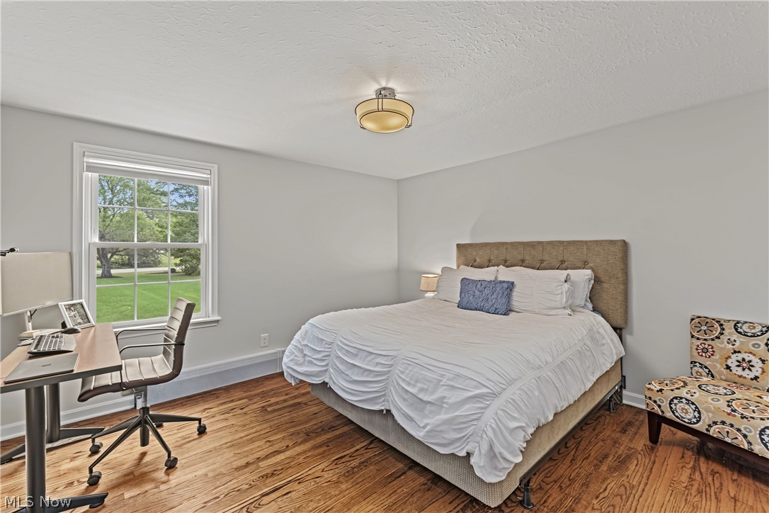 18050 Elliott Drive Chagrin Falls OH 44023