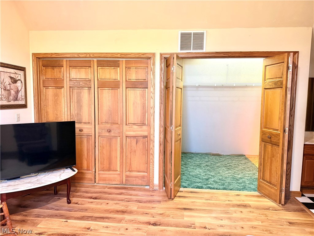 5850 Meter Road NE Mechanicstown OH 44651