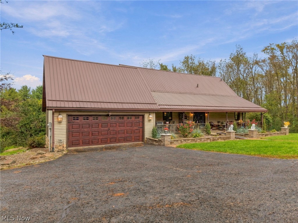 5850 Meter Road NE Mechanicstown OH 44651