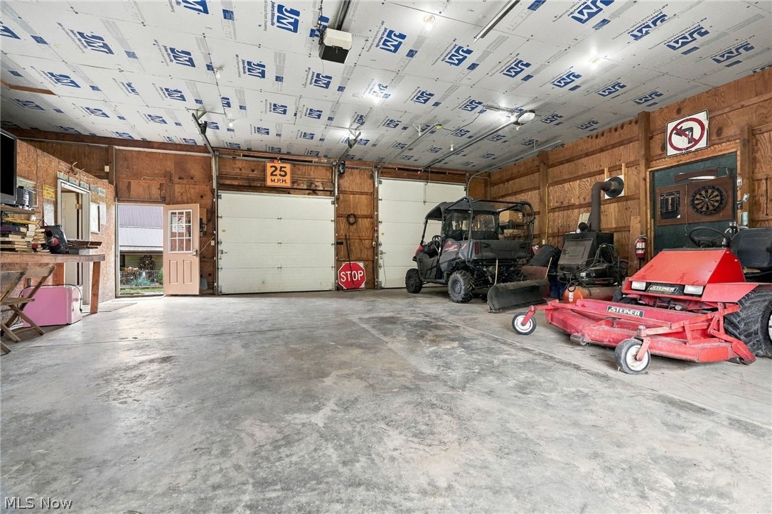 5850 Meter Road NE Mechanicstown OH 44651