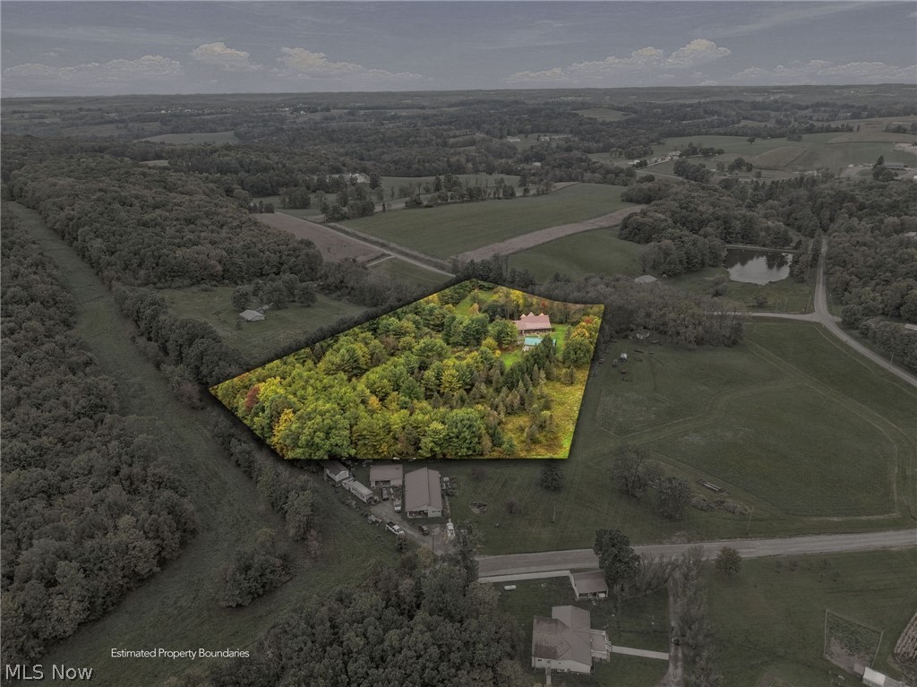 5850 Meter Road NE Mechanicstown OH 44651