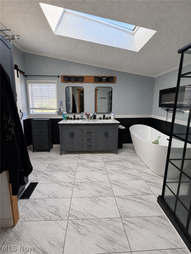 221 Gull Drive Elyria OH 44035