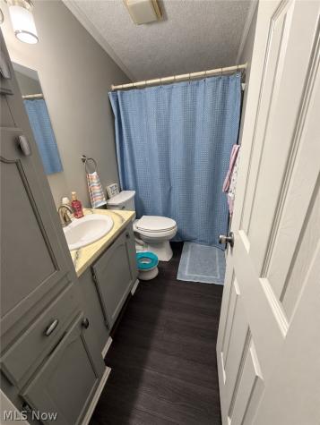 221 Gull Drive Elyria OH 44035