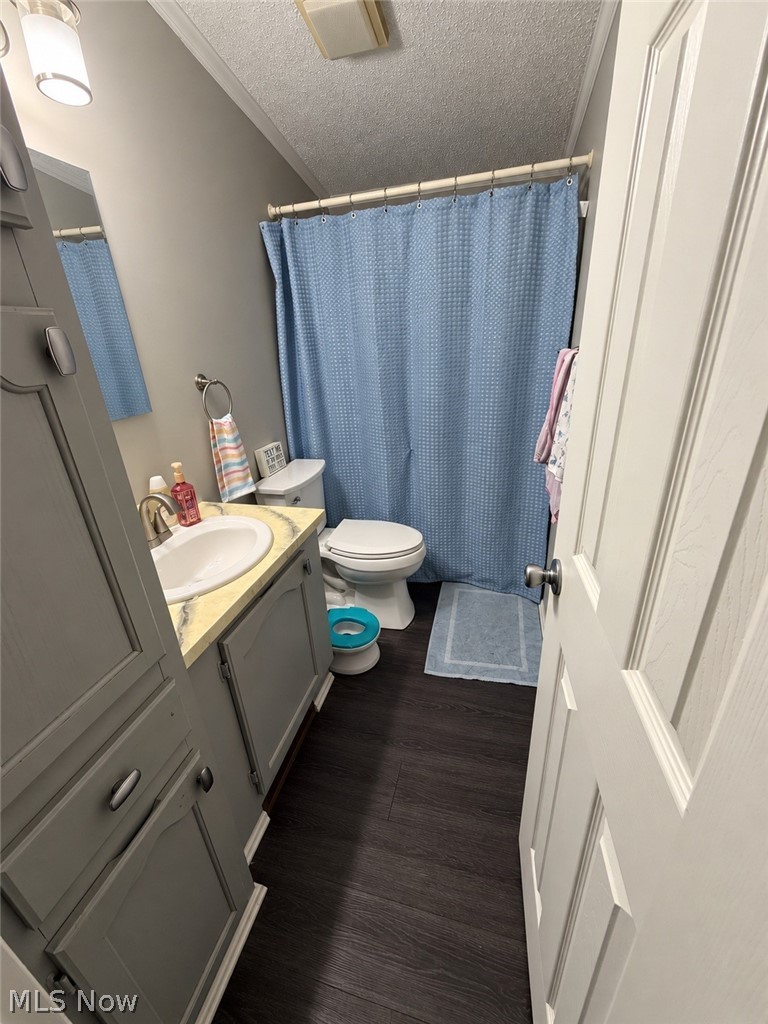 221 Gull Drive Elyria OH 44035