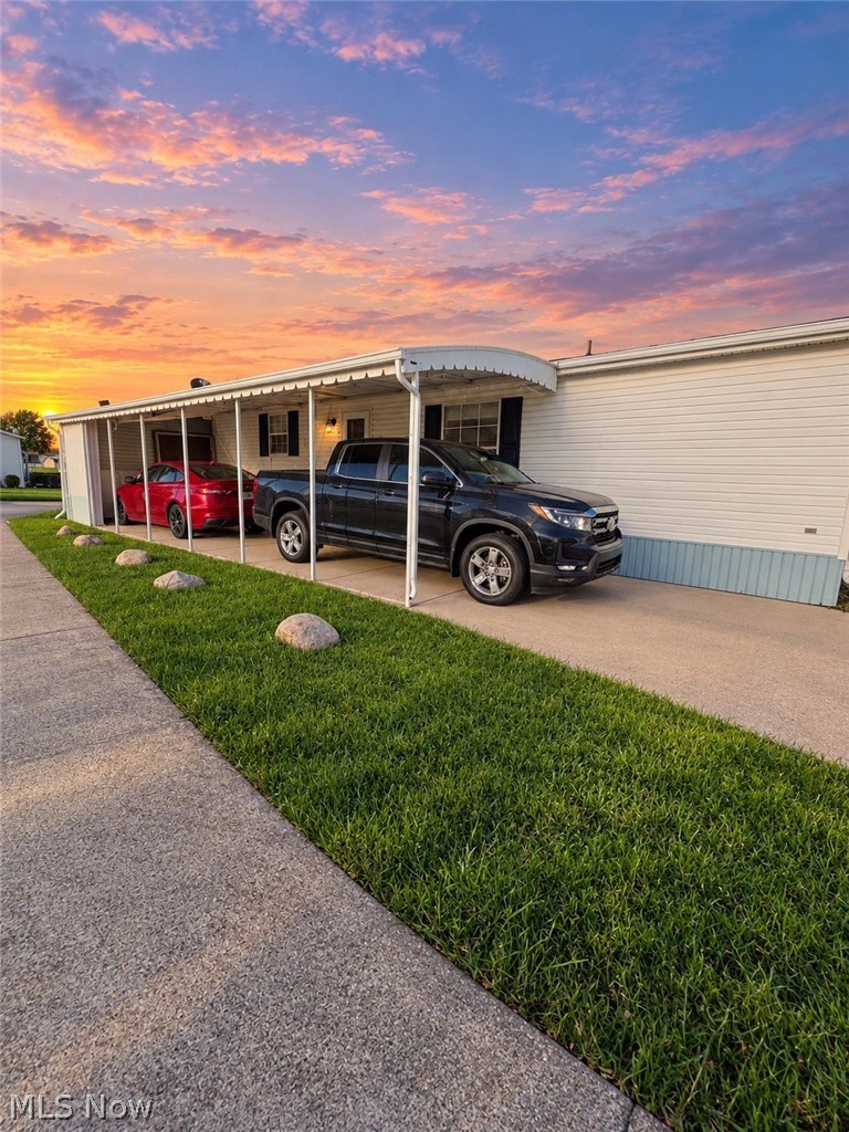 221 Gull Drive Elyria OH 44035