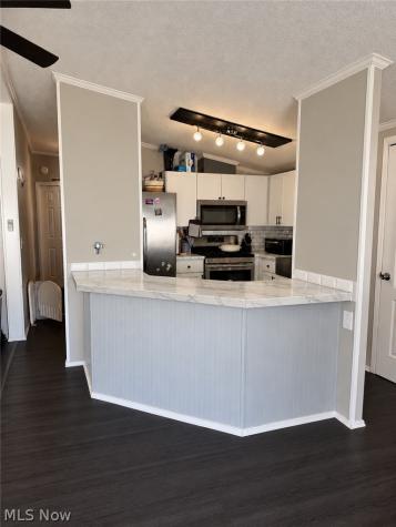 221 Gull Drive Elyria OH 44035